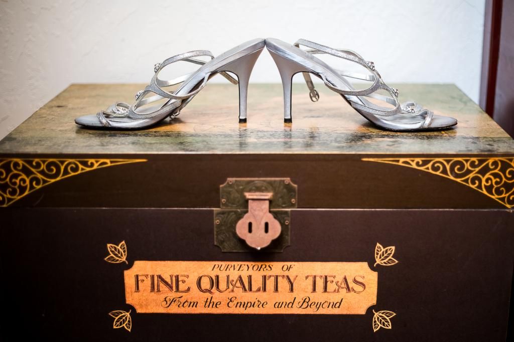 IMAGE: http://i825.photobucket.com/albums/zz173/typicaljawaiian/My%20Canon%207d%20Album/Asher-33.jpg