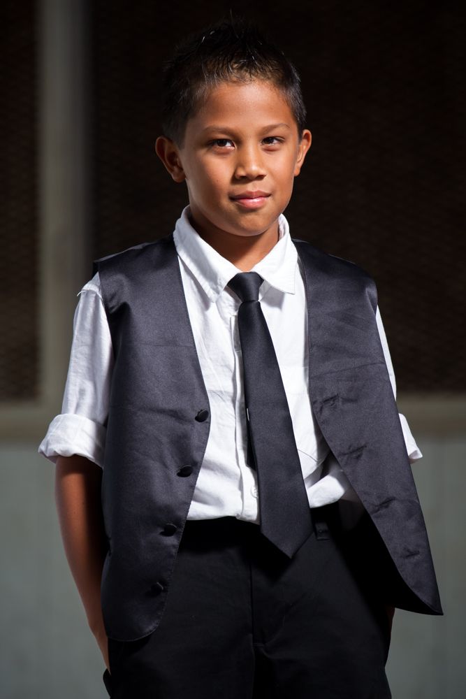 IMAGE: http://i825.photobucket.com/albums/zz173/typicaljawaiian/My%20Canon%207d%20Album/Eliaslow-108.jpg