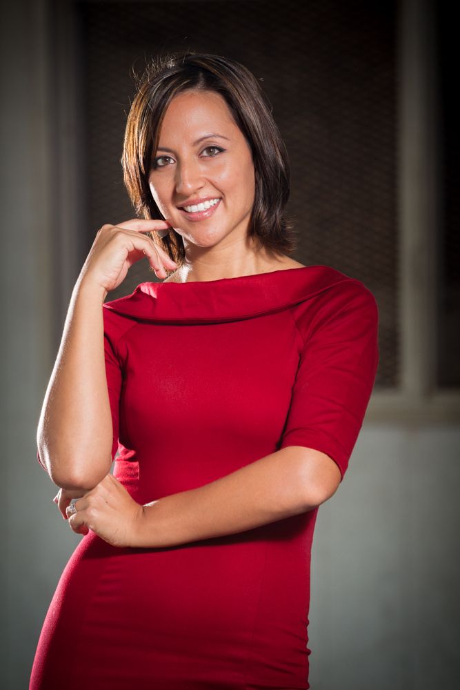 IMAGE: http://i825.photobucket.com/albums/zz173/typicaljawaiian/My%20Canon%207d%20Album/Eliaslow-128.jpg