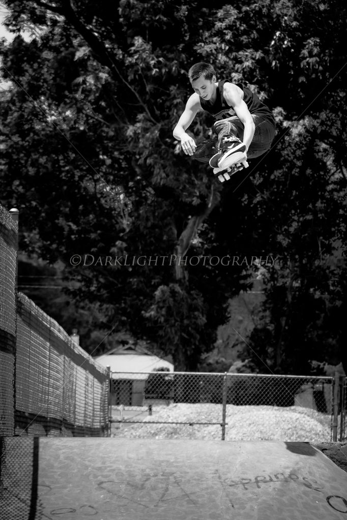 IMAGE: http://i825.photobucket.com/albums/zz173/typicaljawaiian/My%20Canon%207d%20Album/Jsabato-5.jpg