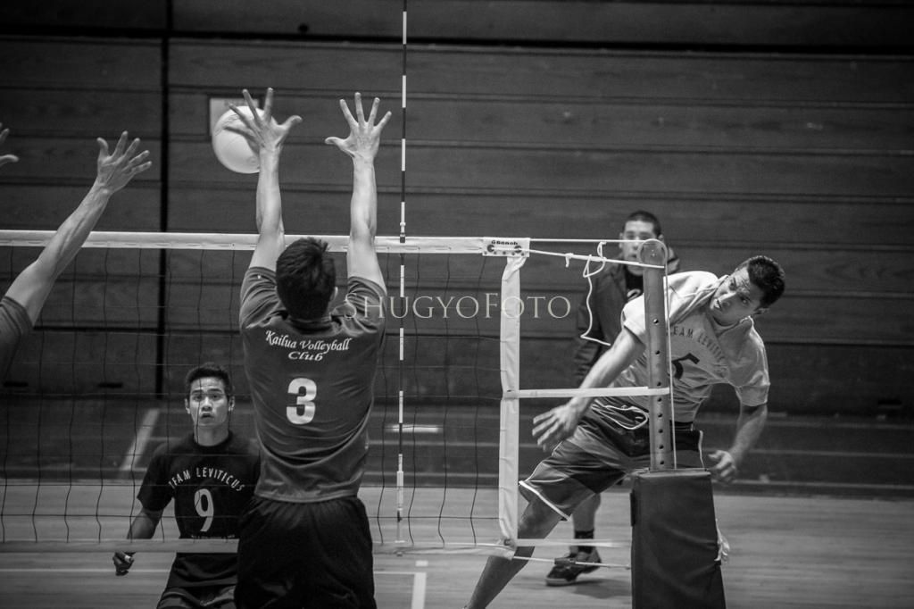 IMAGE: http://i825.photobucket.com/albums/zz173/typicaljawaiian/My%20Canon%207d%20Album/blogger-19_zps8a0b8789.jpg