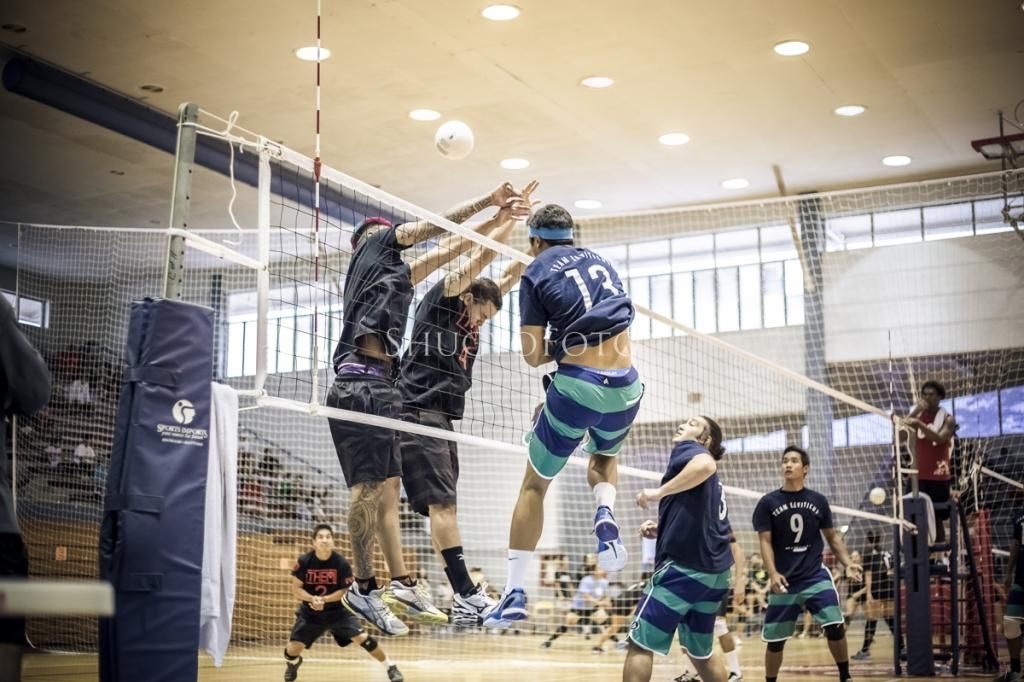 IMAGE: http://i825.photobucket.com/albums/zz173/typicaljawaiian/My%20Canon%207d%20Album/blogger-22-3_zps59103fef.jpg