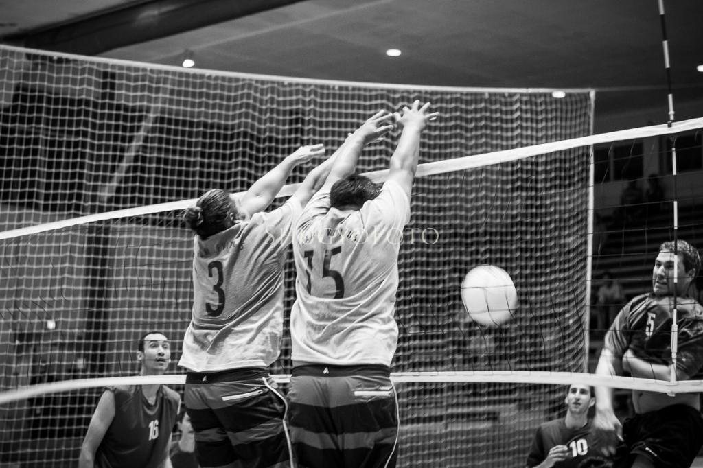 IMAGE: http://i825.photobucket.com/albums/zz173/typicaljawaiian/My%20Canon%207d%20Album/blogger-52_zps4cc50ce3.jpg