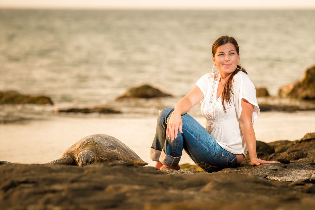 IMAGE: http://i825.photobucket.com/albums/zz173/typicaljawaiian/My%20Canon%207d%20Album/haweashoot-16.jpg