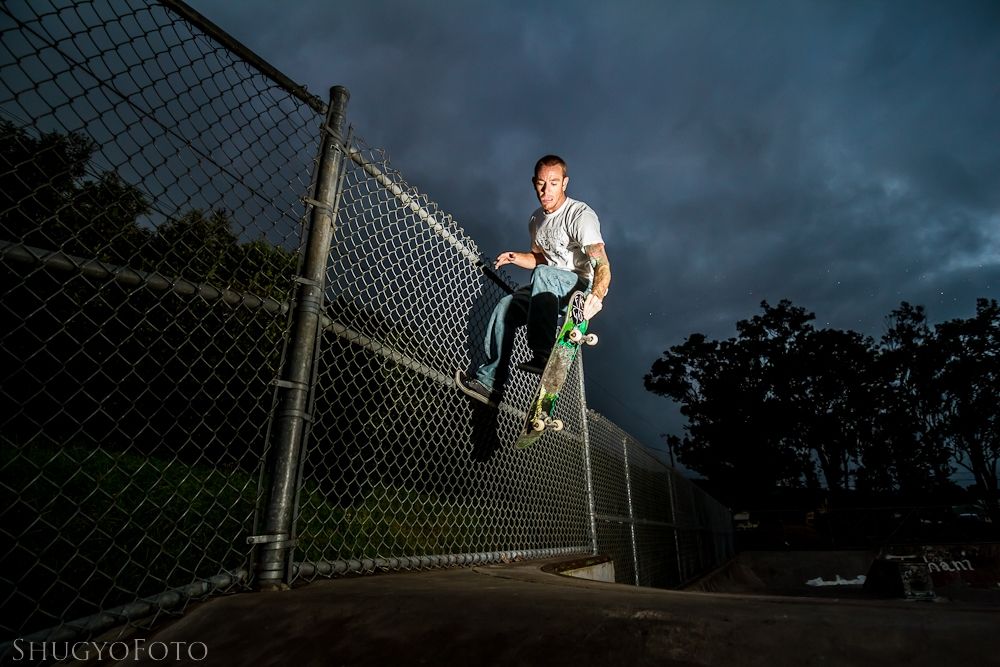 IMAGE: http://i825.photobucket.com/albums/zz173/typicaljawaiian/My%20Canon%207d%20Album/neil-8.jpg