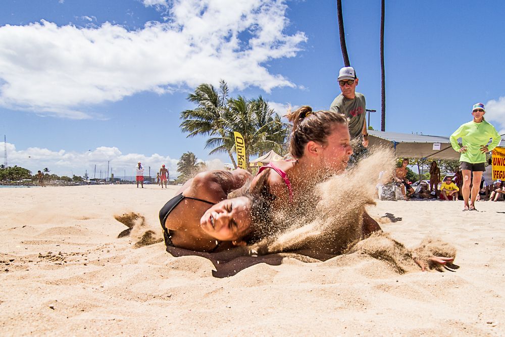 IMAGE: http://i825.photobucket.com/albums/zz173/typicaljawaiian/My%20Canon%207d%20Album/oahu2-224.jpg