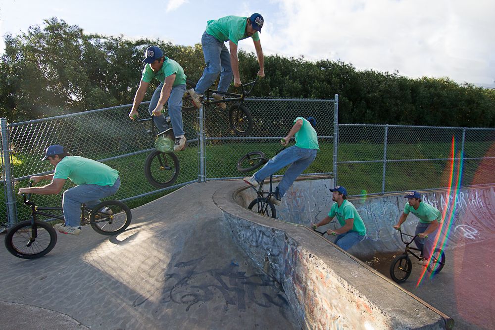 IMAGE: http://i825.photobucket.com/albums/zz173/typicaljawaiian/My%20Canon%207d%20Album/sequence20-1000-2.jpg