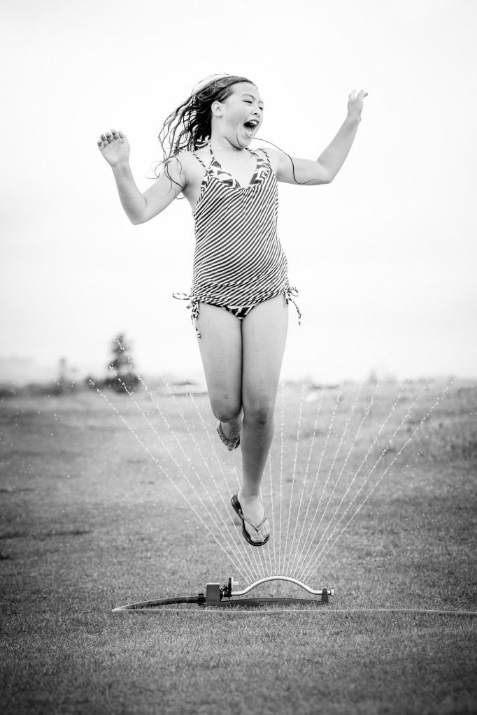 IMAGE: http://i825.photobucket.com/albums/zz173/typicaljawaiian/My%20Canon%207d%20Album/sprinkler-13.jpg