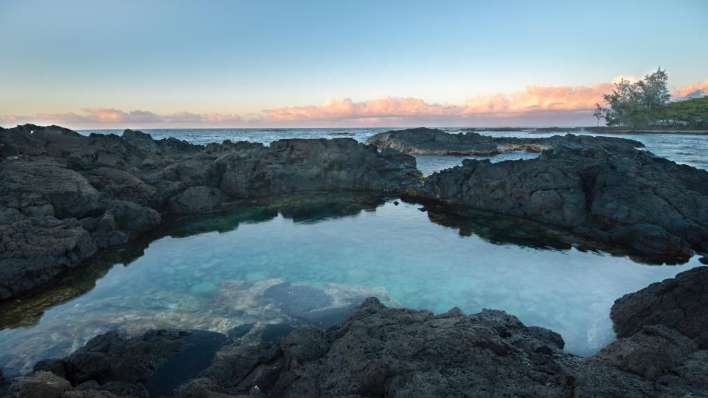 IMAGE: http://i825.photobucket.com/albums/zz173/typicaljawaiian/sun-6.jpg