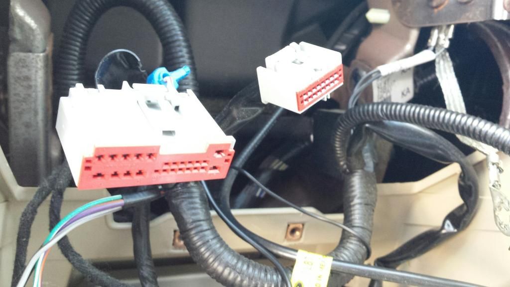 Escape-City.com • View topic - Where is factory amp located?